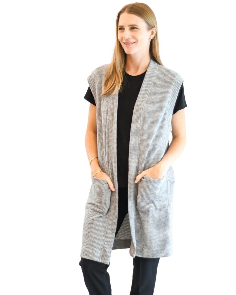 CHALECO NIT GRIS